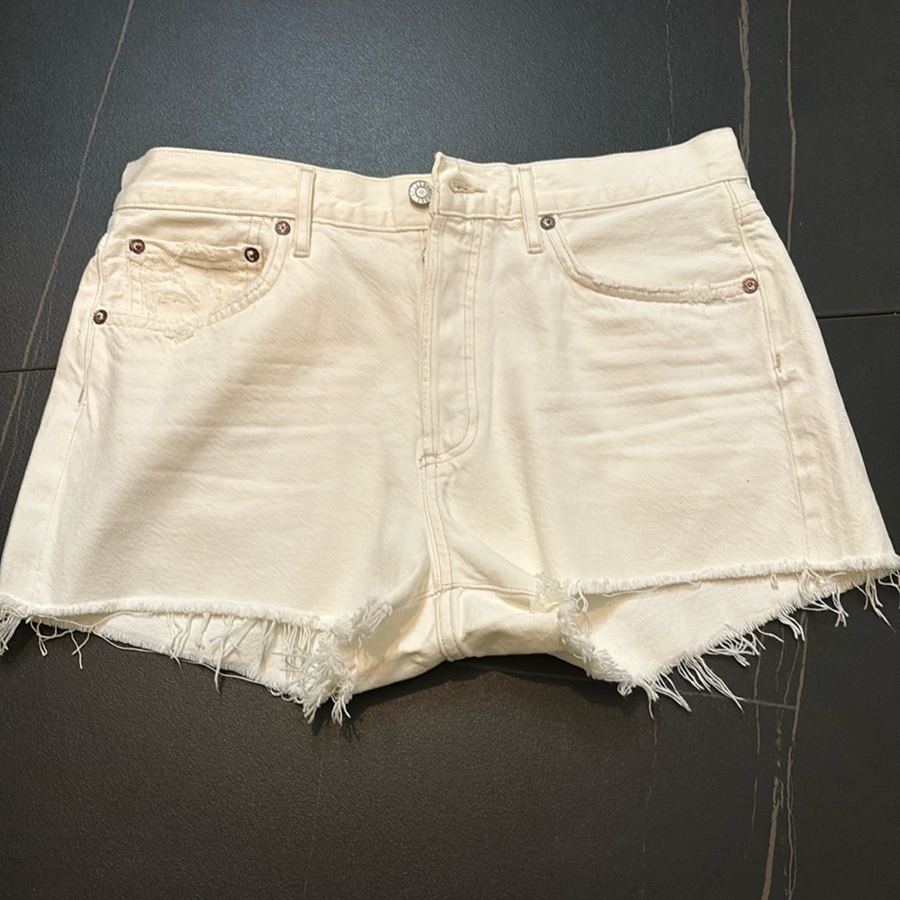 Agolde NWT ORIG $140 Parker Vintage off white button up shorts.